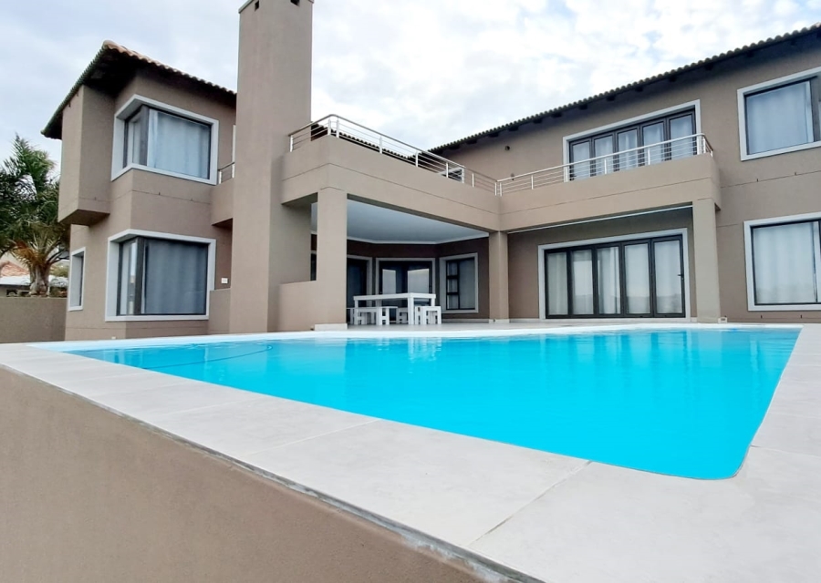 4 Bedroom Property for Sale in The Hill Western Cape